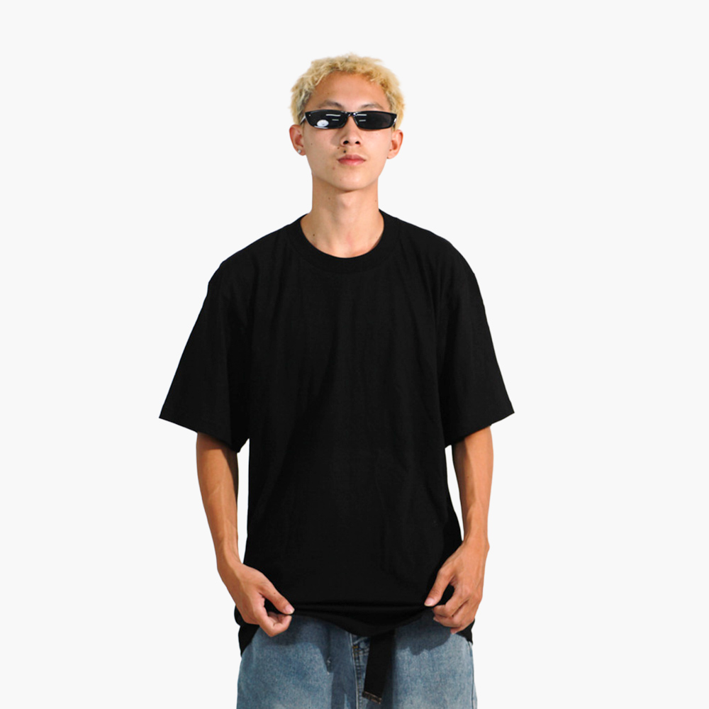รับสกรีนเสื้อ ศรีสะเกษ รูปคนใส่เสื้อจริง รุ่น COMB20