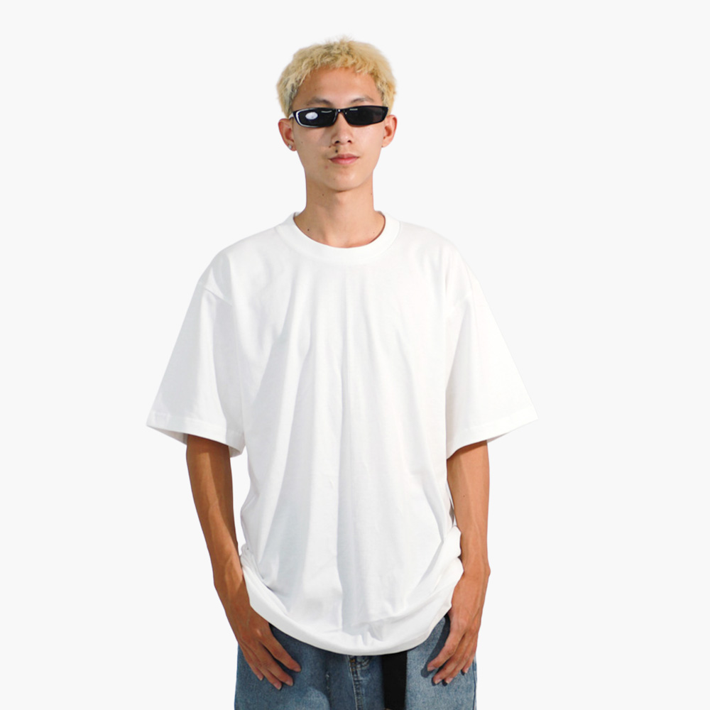 สกรีนเสื้อด่วน เชียงใหม่ รูปคนใส่เสื้อจริง รุ่น COMB20