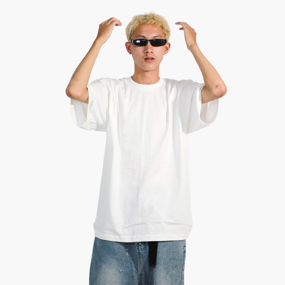 ร้านสกรีนเสื้อ กระบี่ รูปคนใส่เสื้อจริง รุ่น COMB20