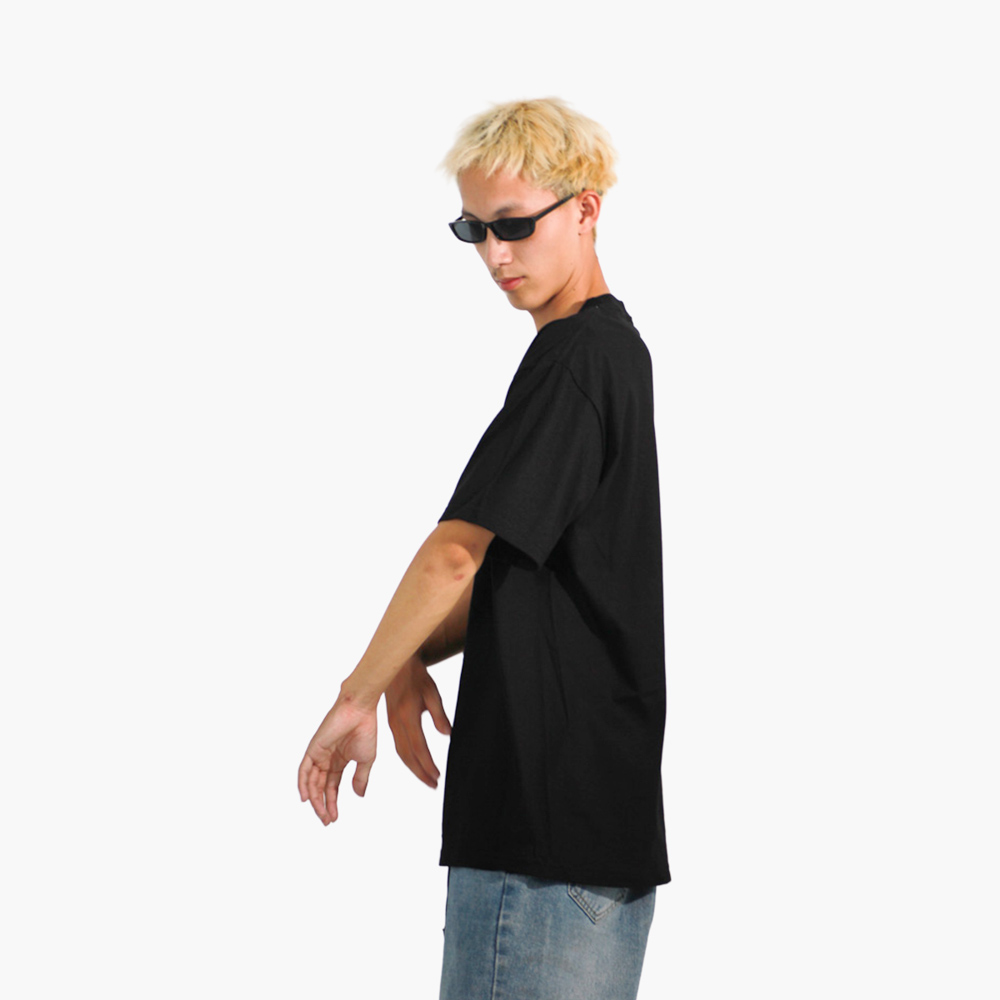 รับสกรีนเสื้อ กำแพงเพชร รูปคนใส่เสื้อจริง รุ่น COMB30