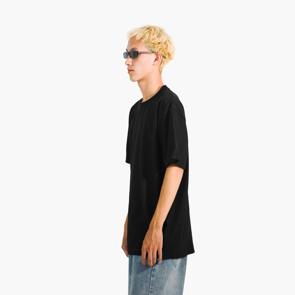 ร้านสกรีนเสื้อ กระบี่ รูปคนใส่เสื้อจริง รุ่น COMB30
