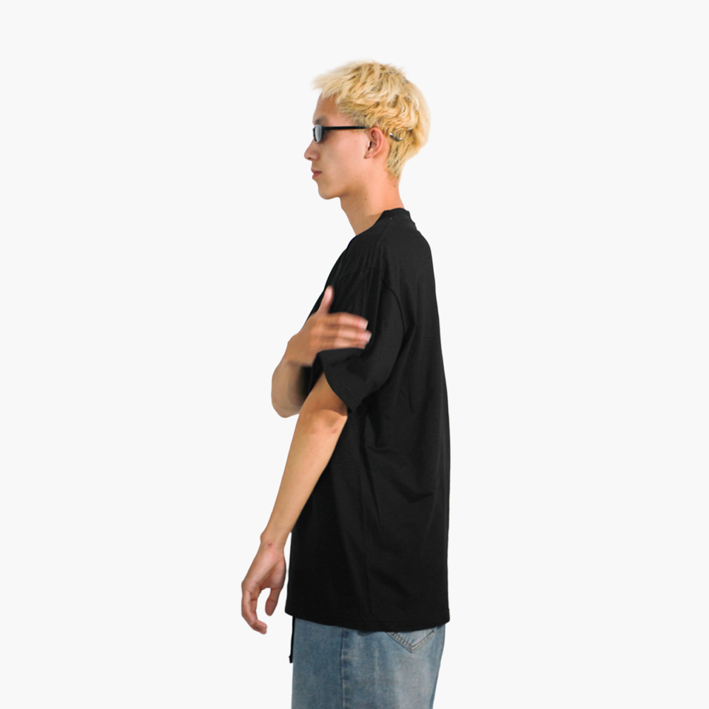 รูปคนใส่เสื้อจริง รุ่น COMB30 สำหรับงานสกรีน