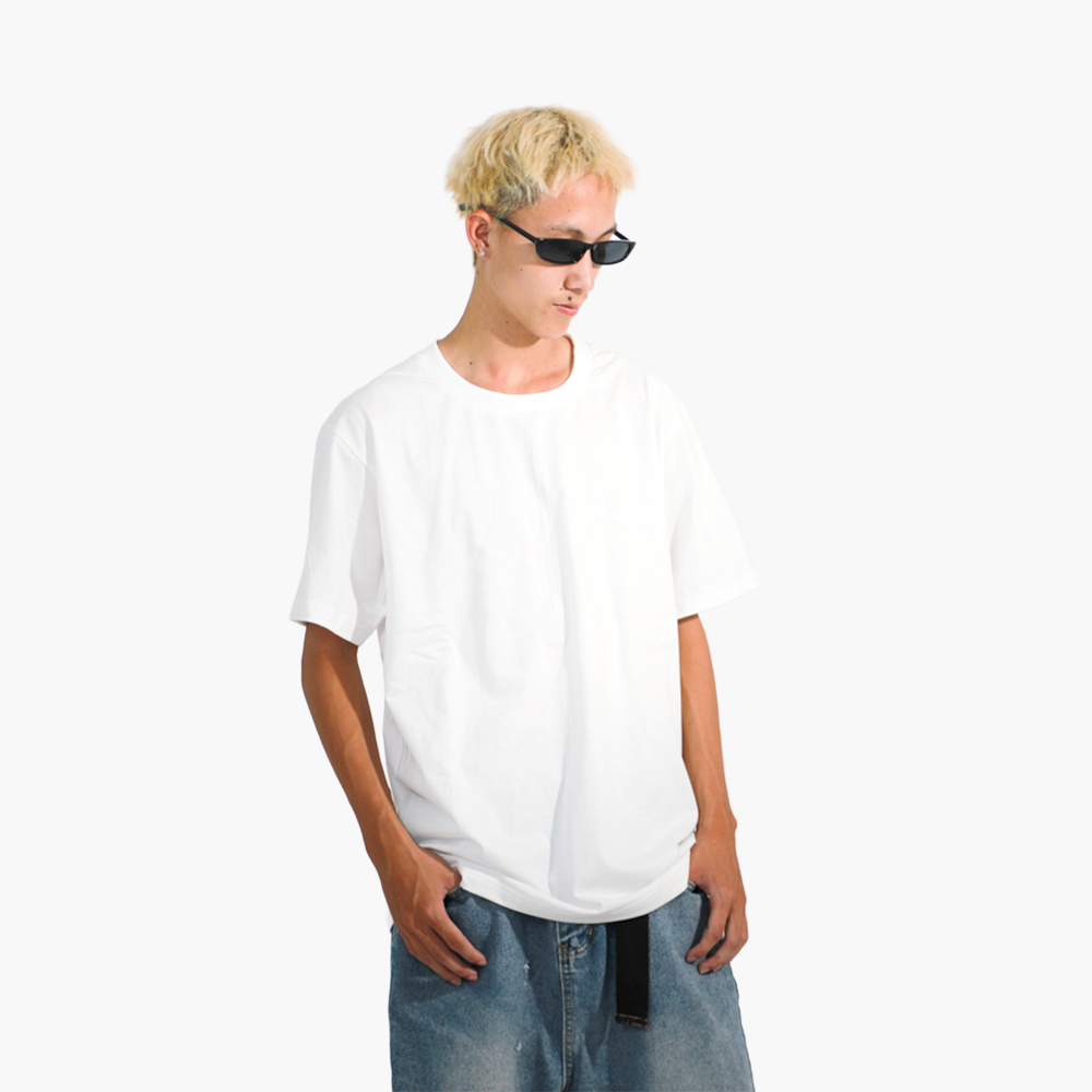 สกรีนเสื้อ เชียงใหม่ รูปคนใส่เสื้อจริง รุ่น COMB30