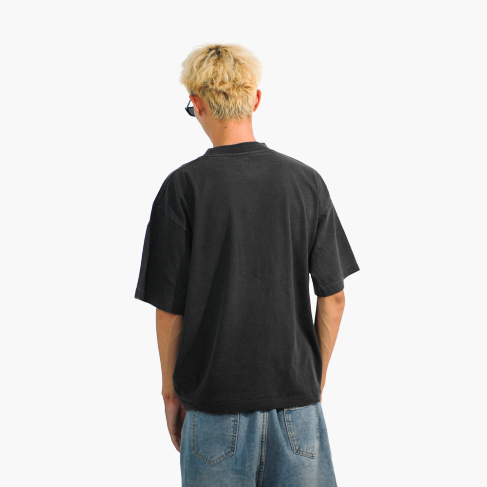 รับสกรีนเสื้อ ชัยภูมิ รูปคนใส่เสื้อจริง รุ่น SAVAGE BOXY
