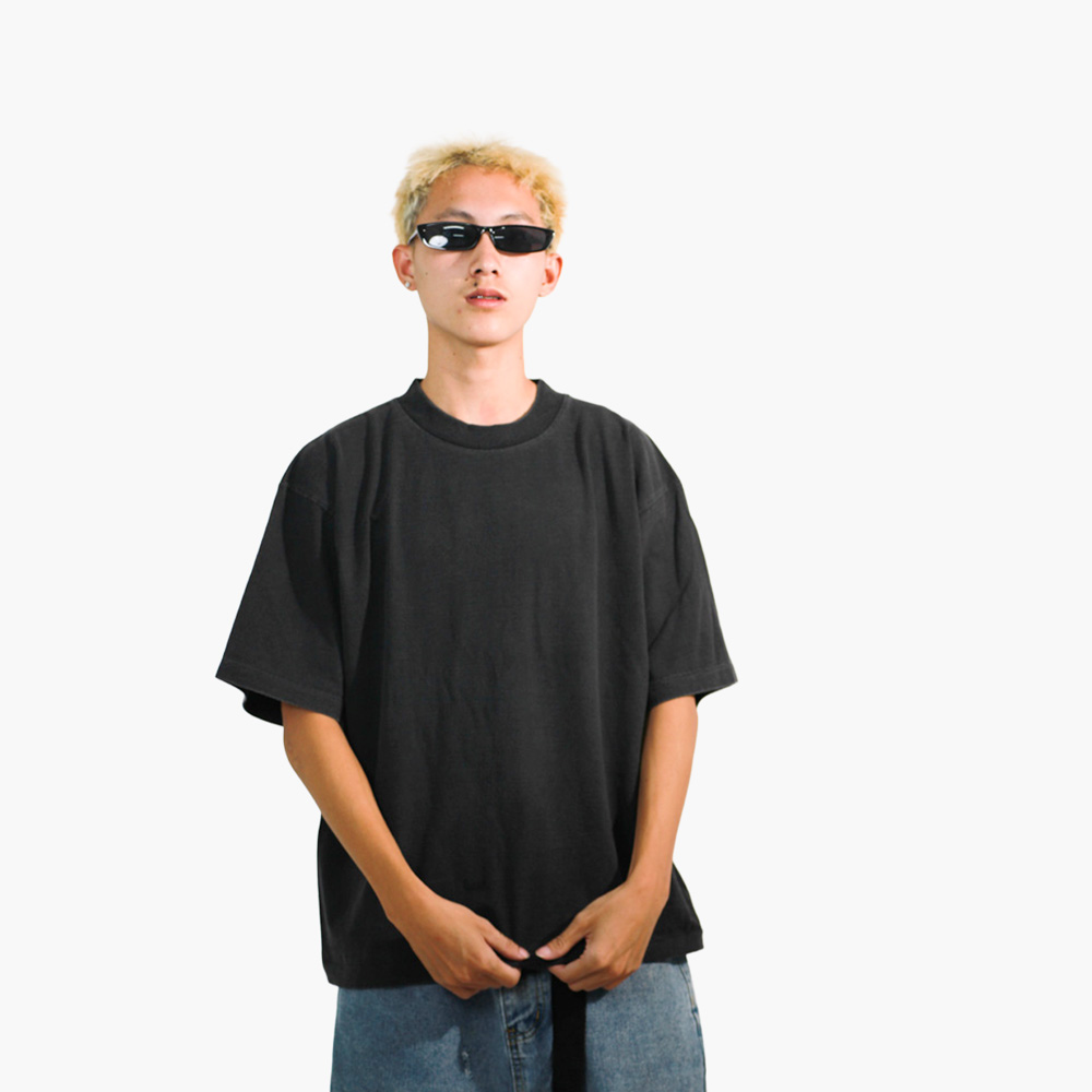 เสื้อยืดพร้อมสกรีน เชียงใหม่ รูปคนใส่เสื้อจริง รุ่น SAVAGE BOXY