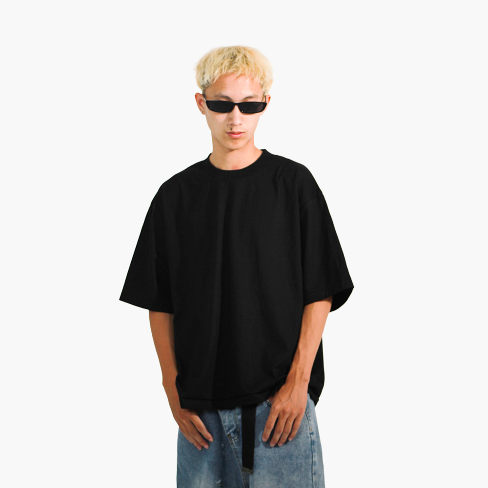 รับสกรีนเสื้อ อำนาจเจริญ รูปคนใส่เสื้อจริง รุ่น SAVAGE BOXY