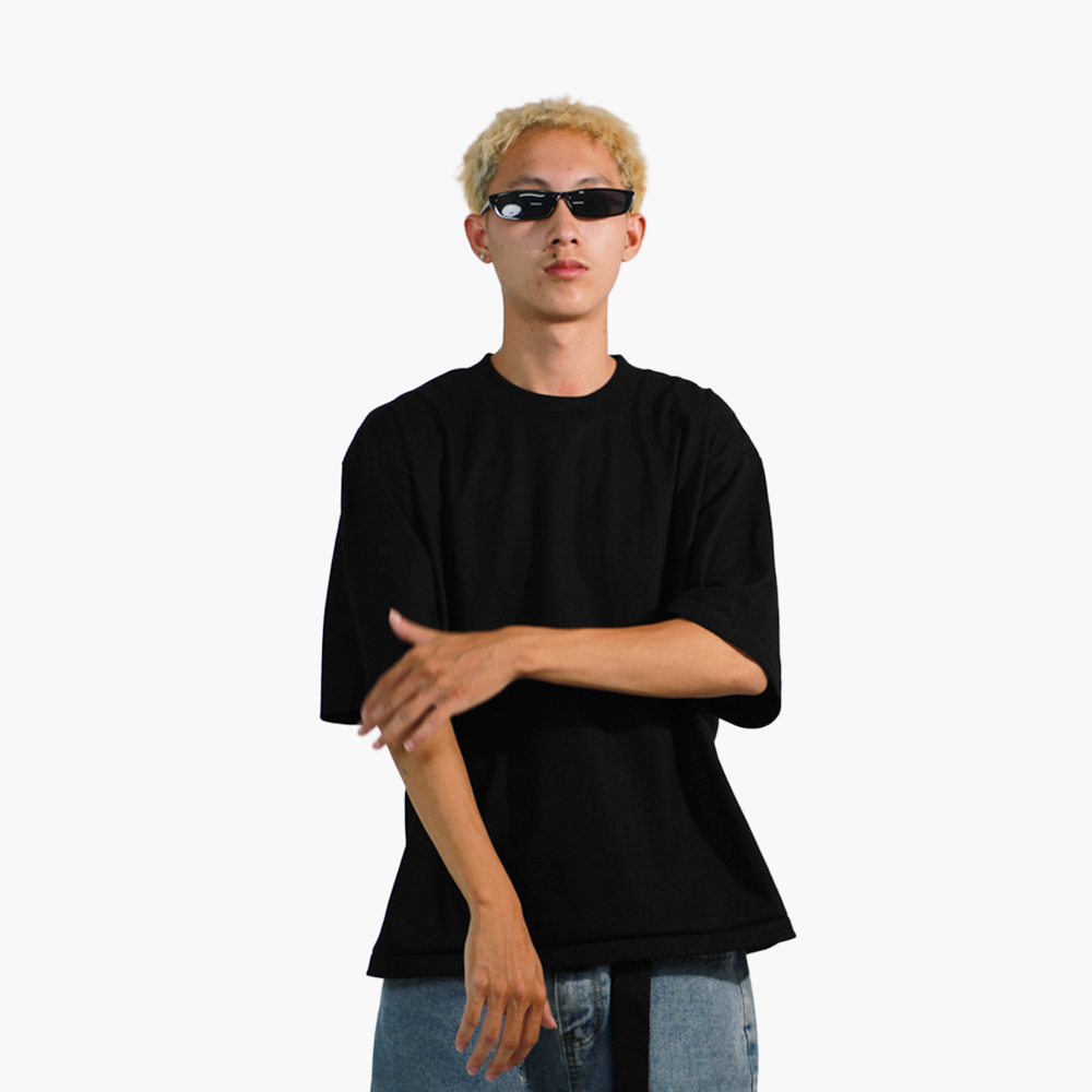 รูปคนใส่เสื้อจริง SAVAGE BOXY ภาพที่ 173