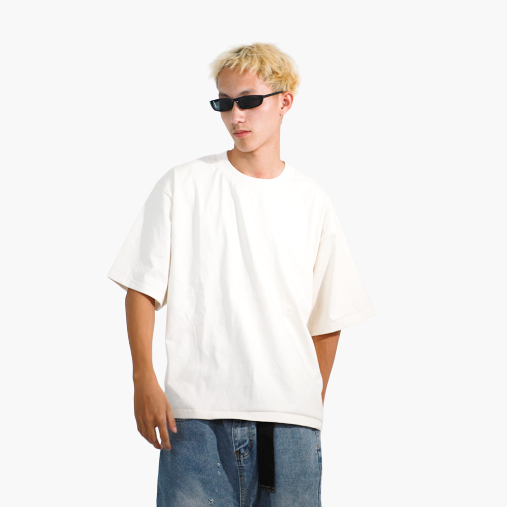 รับสกรีนเสื้อ นครนายก รูปคนใส่เสื้อจริง รุ่น SAVAGE BOXY
