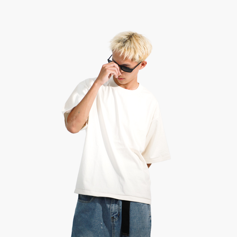 สกรีนเสื้อ ภาคเหนือ รูปคนใส่เสื้อจริง รุ่น SAVAGE BOXY