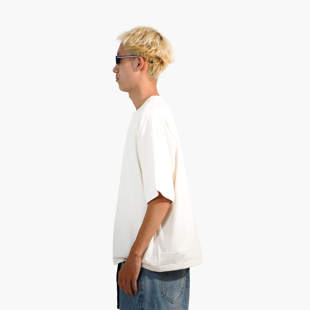 รับสกรีนเสื้อ สงขลา รูปคนใส่เสื้อจริง รุ่น SAVAGE BOXY