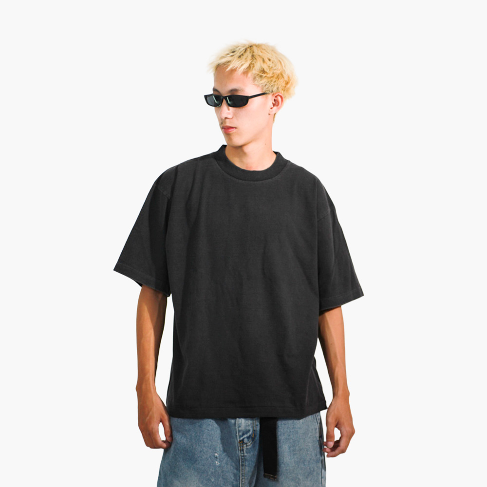รับสกรีนเสื้อ บุรีรัมย์ รูปคนใส่เสื้อจริง รุ่น SAVAGE BOXY