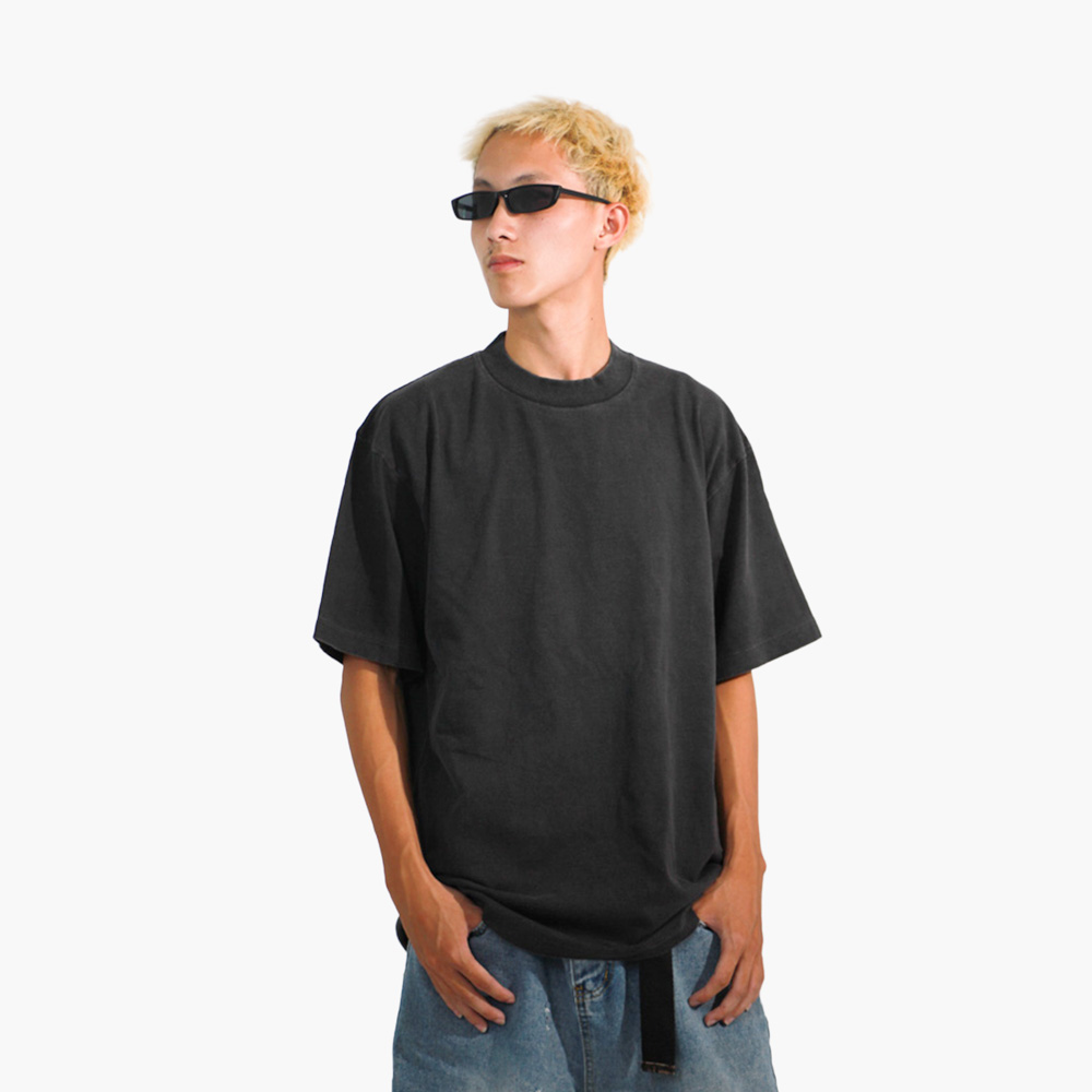 รับสกรีนเสื้อ กำแพงเพชร รูปคนใส่เสื้อจริง รุ่น SAVAGE OVERSIZE