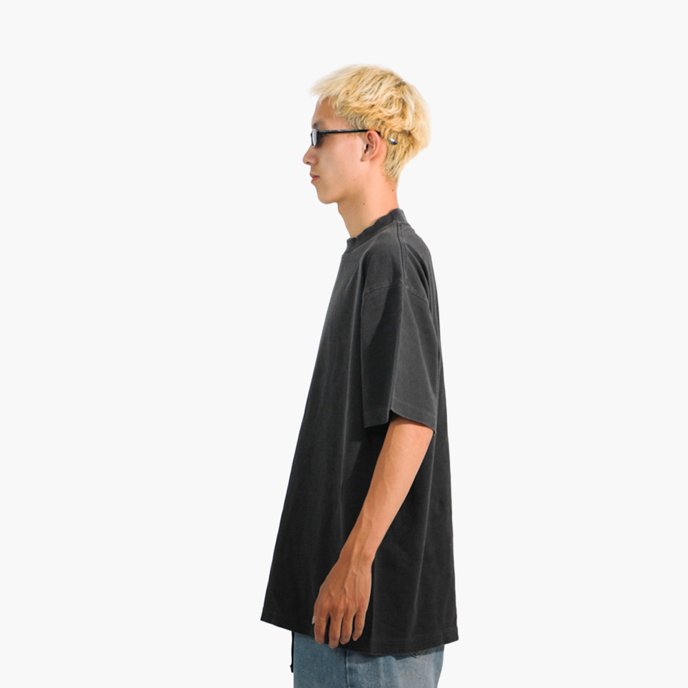 ร้านสกรีนเสื้อ ยะลา รูปคนใส่เสื้อจริง รุ่น SAVAGE OVERSIZE