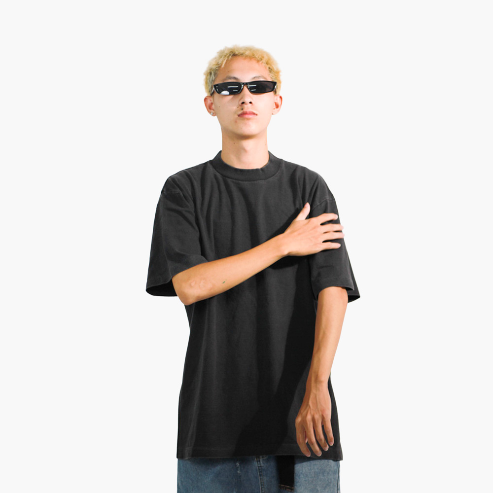 รูปคนใส่เสื้อจริง SAVAGE OVERSIZE ภาพที่ 127