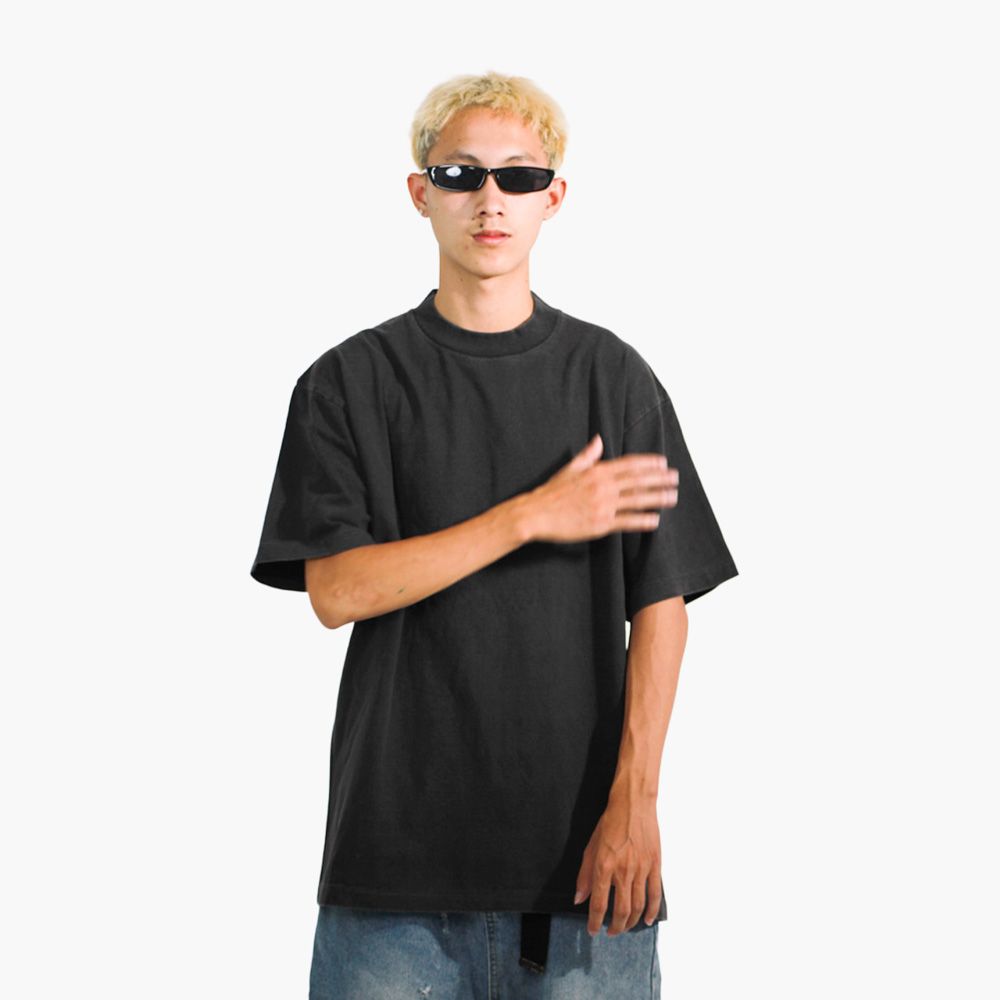 รับสกรีนเสื้อ อำนาจเจริญ รูปคนใส่เสื้อจริง รุ่น SAVAGE OVERSIZE