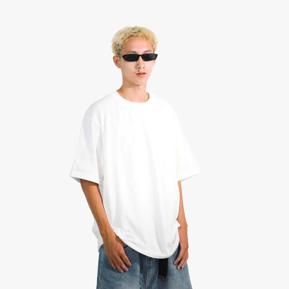 รูปคนใส่เสื้อจริง SAVAGE OVERSIZE ภาพที่ 190