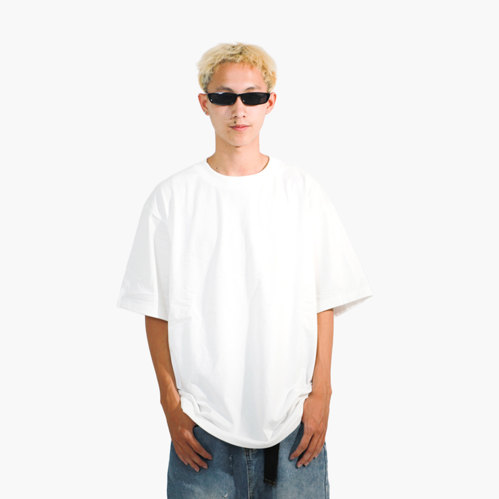 เสื้อยืดพร้อมสกรีน ลำปาง รูปคนใส่เสื้อจริง รุ่น SAVAGE OVERSIZE