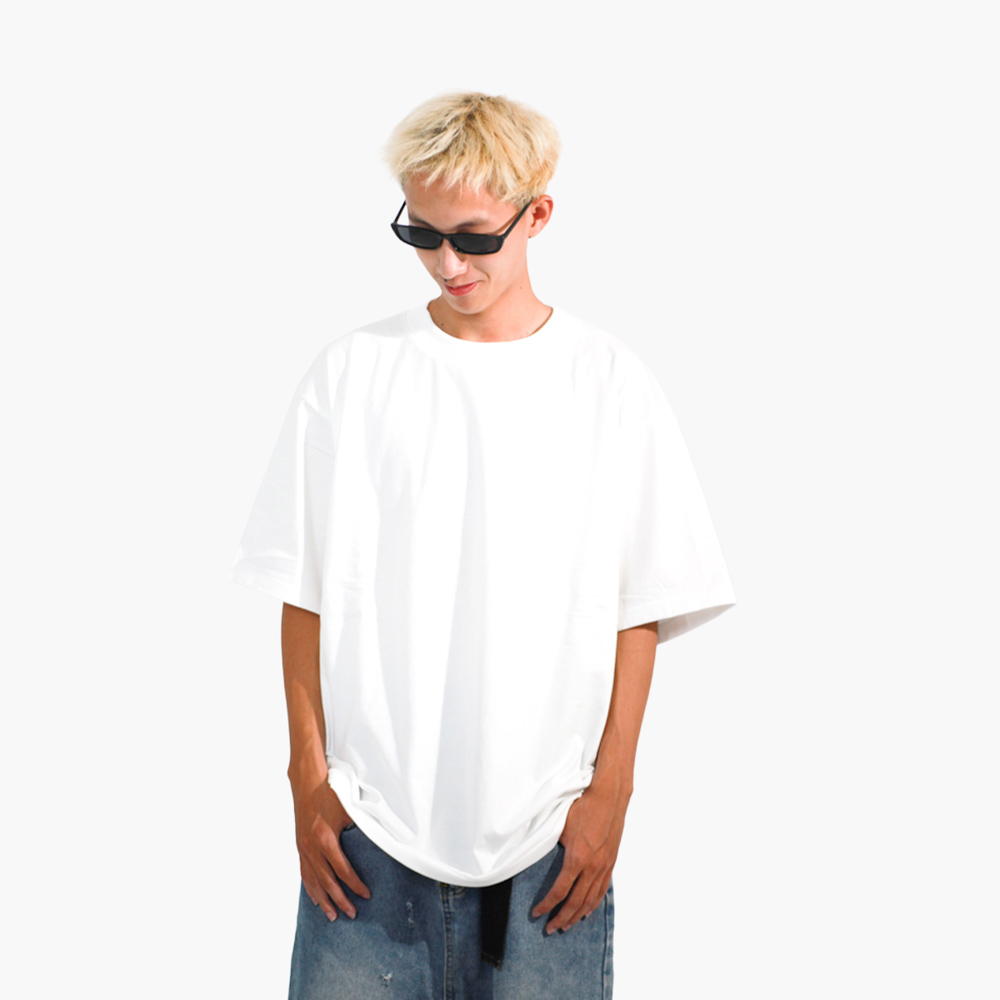 รูปคนใส่เสื้อจริง SAVAGE OVERSIZE ภาพที่ 194
