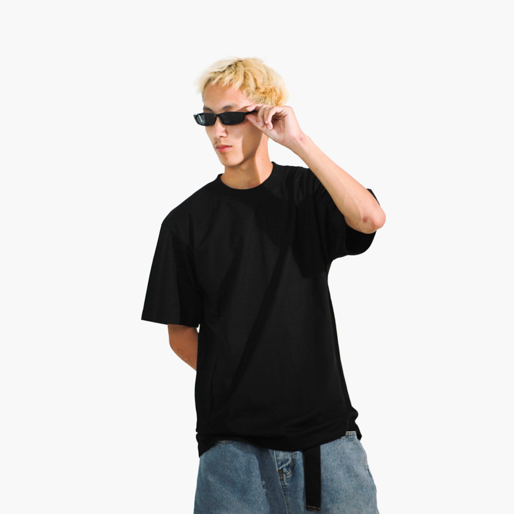รับสกรีนเสื้อ พัทลุง รูปคนใส่เสื้อจริง รุ่น SAVAGE OVERSIZE