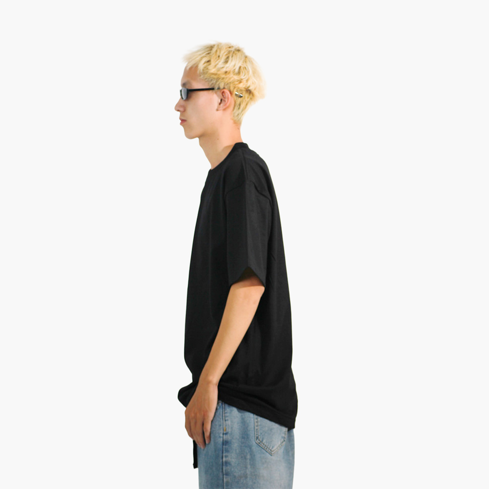 รับสกรีนเสื้อ เพชรบุรี รูปคนใส่เสื้อจริง รุ่น SAVAGE OVERSIZE