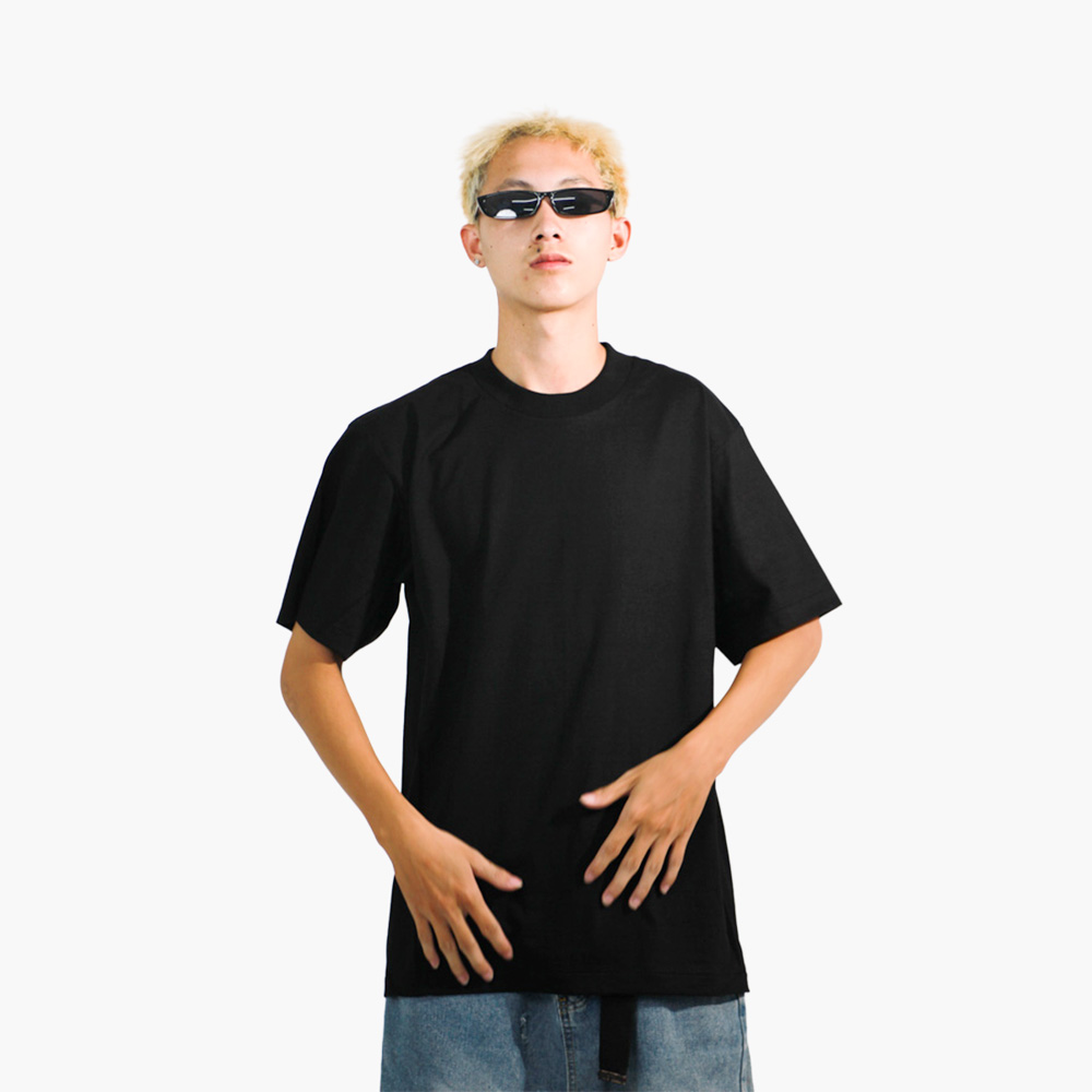 รับสกรีนเสื้อ ตรัง รูปคนใส่เสื้อจริง รุ่น SAVAGE OVERSIZE