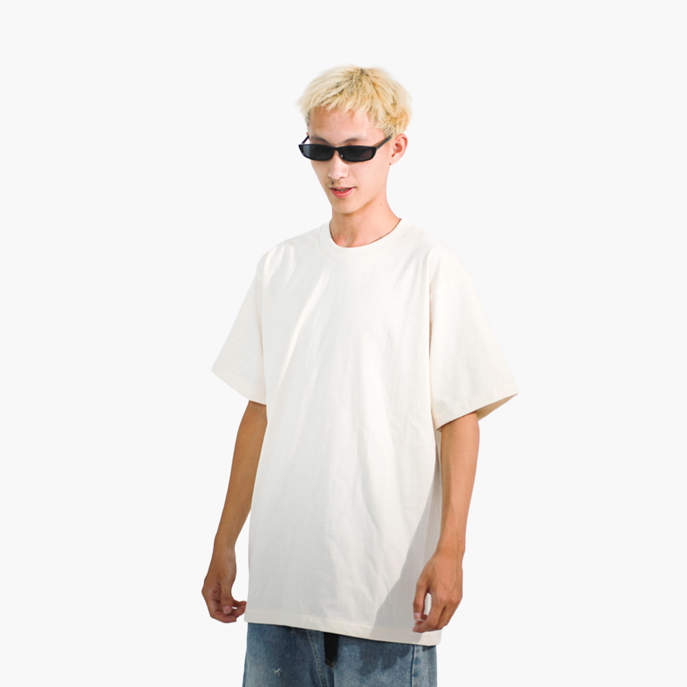 สกรีนเสื้อด่วน ลำพูน รูปคนใส่เสื้อจริง รุ่น SAVAGE OVERSIZE