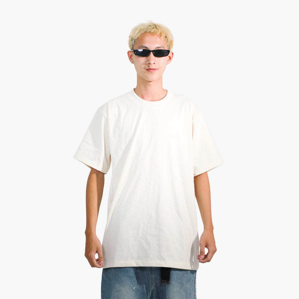 สกรีนเสื้อ พิจิตร รูปคนใส่เสื้อจริง รุ่น SAVAGE OVERSIZE