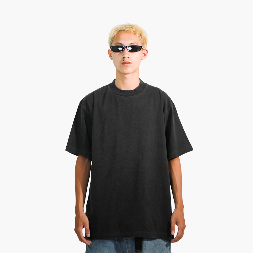 รับสกรีนเสื้อ เลย รูปคนใส่เสื้อจริง รุ่น SAVAGE OVERSIZE